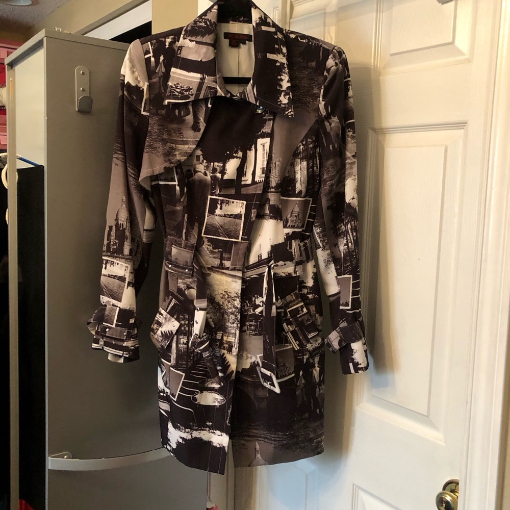 🇨🇦Simon Chang Black & White Paris themed Women's Trench Style Jacket. Size 12